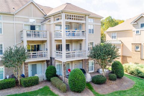 108 Pier 33 Drive 402