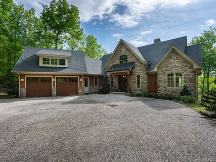 1001 Spanish Oak Drive sold home in Idlewild, Cedar Mountain, NC