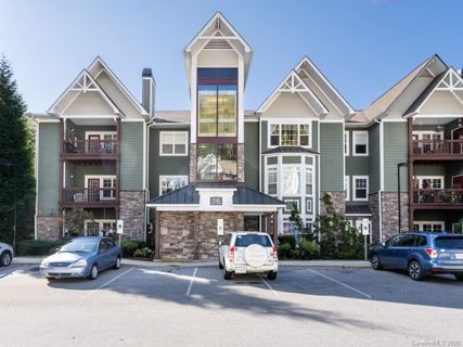 1000 Olde Eastwood Village Boulevard 1-B