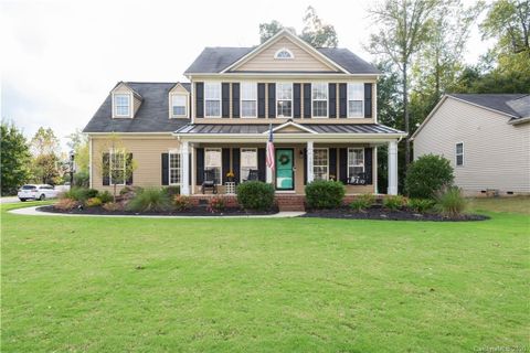 1005 Sora Lane