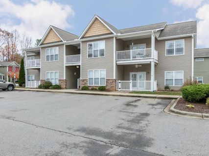 15 Mill Creek Loop B sold home in Mill Creek Condominiums, Asheville, NC
