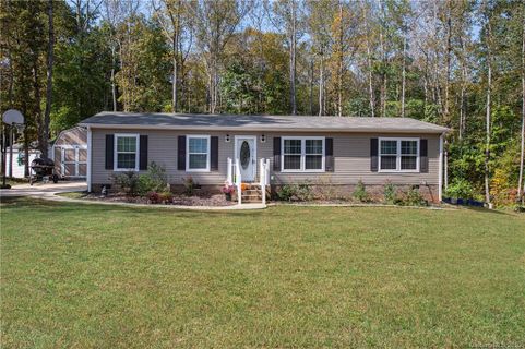 110 Tradewinds Court