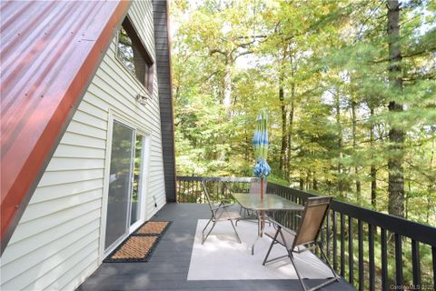 42 Rainbow Lake Circle sold home in Rainbow Lake, Black Mountain, NC