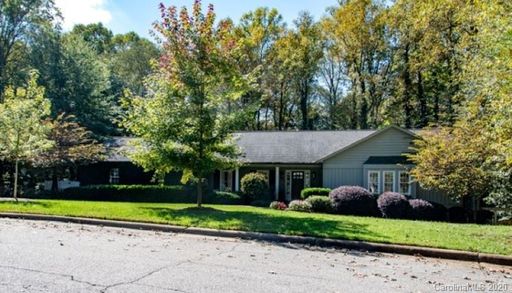 1655 8th Street Drive sold home in Forest Park, Hickory, NC