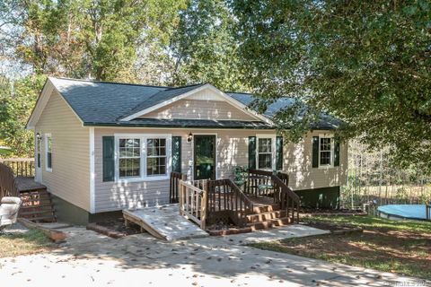 2224 Betts Lane sold home in Betts Brooke, Newton, NC