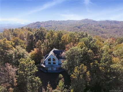 414 Morning Mist Drive sold home in Majestic Mountain, Boomer, NC