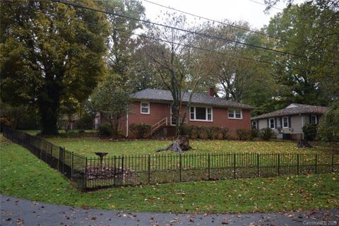 1301 Meadowbrook Circle