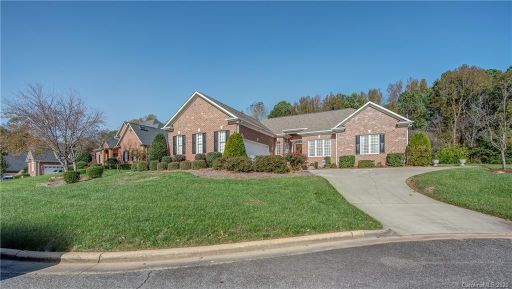 3748 Sand Wedge Drive sold home in Fairfield at the Club, Gastonia, NC