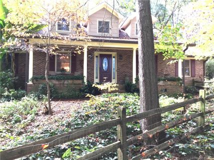 1590 Chatham Court