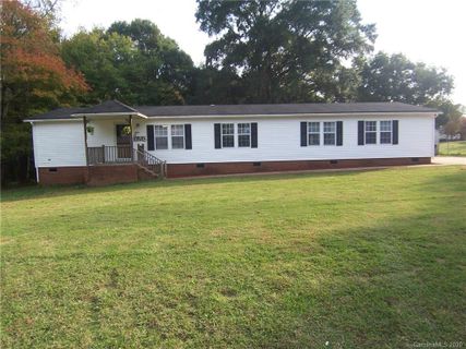 2011 Rhonda Drive