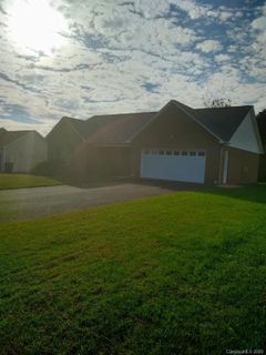 1428 Farmington Hills Drive 48