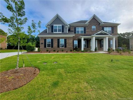 1042 Liggets Drive sold home in Harlow's Crossing, Matthews, NC