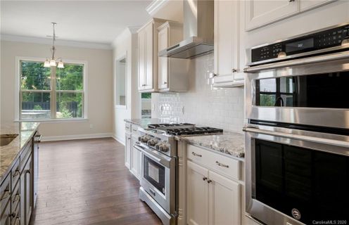 1178 Castle Road 142