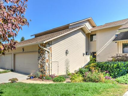 111 Clubwood Court