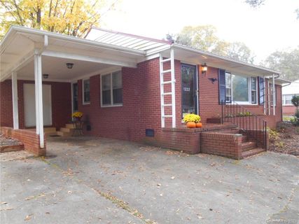 1222 Arbor Drive