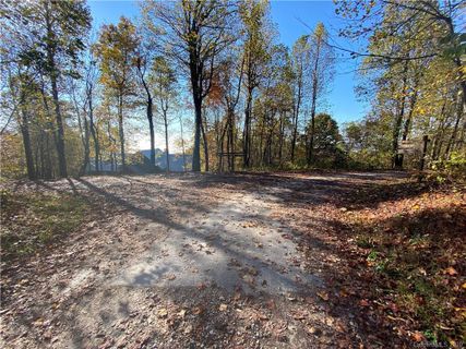 936 Wolf Pen Road