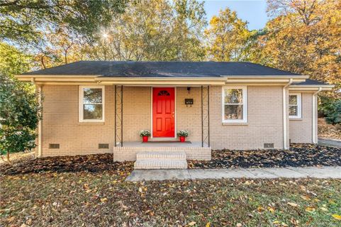 4030 Colebrook Road sold home in Colebrook, Charlotte, NC