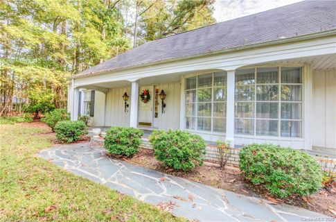 948 Pineview Lakes Road sold home in Pineview Lakes, Chester, SC