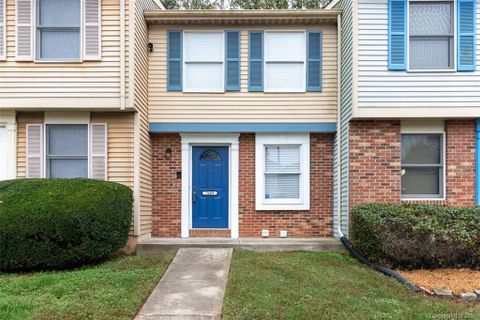 7609 Holly Grove Court