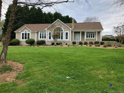 139 Clearwater Lane sold home in Royal Pointe, Mooresville, NC