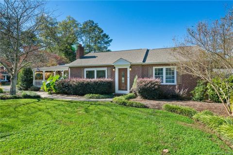 503 Forest Lane