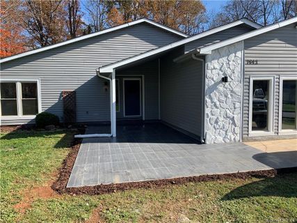 7642 Eastbourne Road sold home in Walden Park, Charlotte, NC