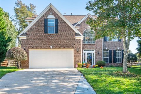 8933 Magennis Grove Court