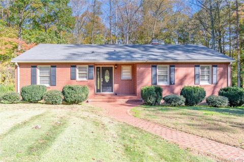 146 Brookfield Circle