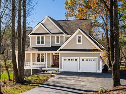 Previously sold for $600,000