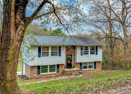 102 Amelia Drive