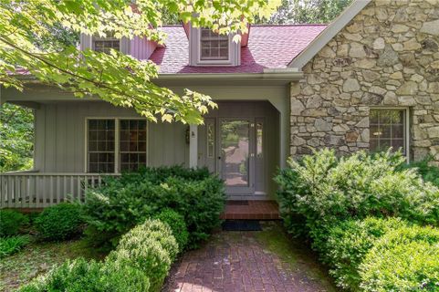 116 John Knox Road