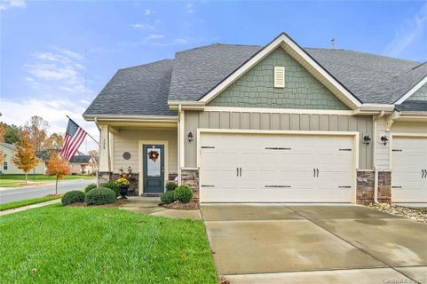 124 Canter Lane