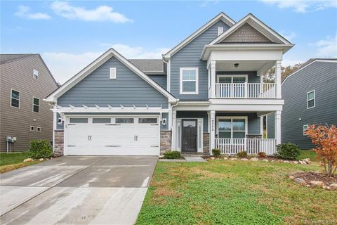 4250 Falls Lake Drive sold home in Parkview Estates, Concord, NC