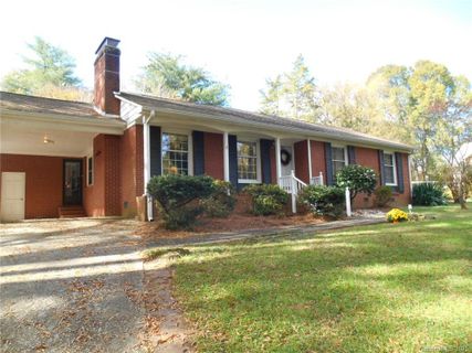 1367 E Colonial Drive