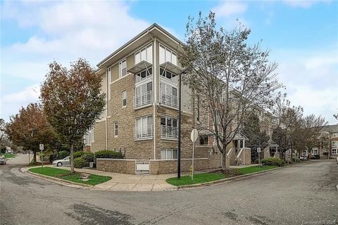 652 Raphael Place
