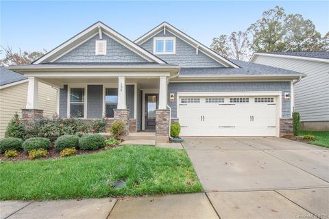 136 Boxtail Way
