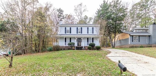 6118 Whitewater Drive sold home in Woodland Station, Charlotte, NC