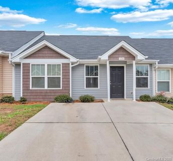 104 S Ferncliff Drive