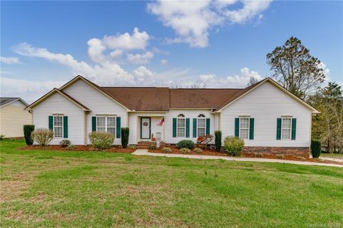 5033 Daffodil Lane