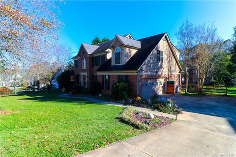 110 Woodfern Place