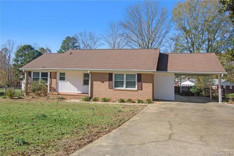 240 Cherokee Lane sold home in Pine Valley, Salisbury, NC
