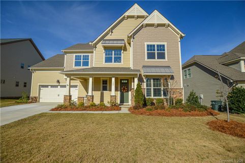 125 Somerled Way