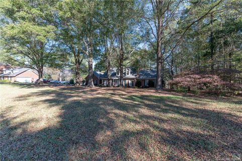 1232 Rosa Drive