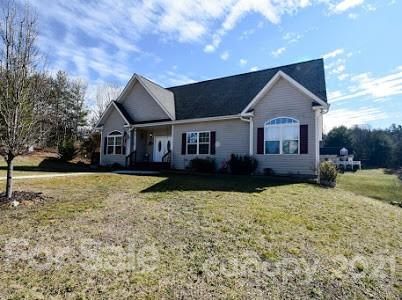 405 Macbeth Street sold home in Brigadoon Estates, Weaverville, NC
