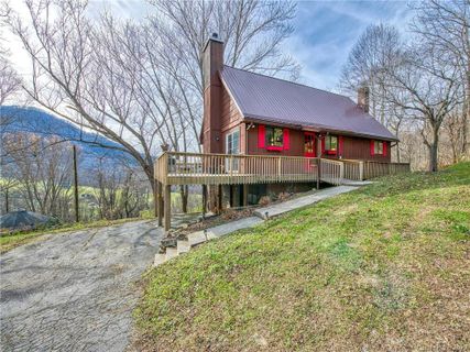 193 Shadow Lane sold home in Skyview Estates, Waynesville, NC
