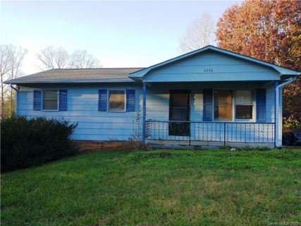2296 Staircase Road