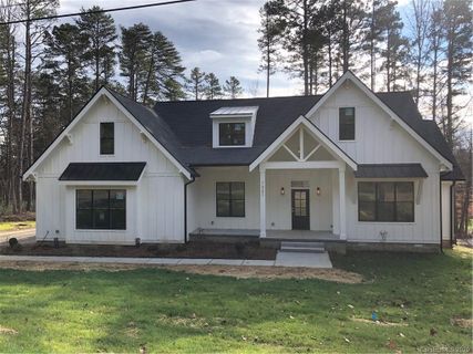 1321 Breezewood Drive