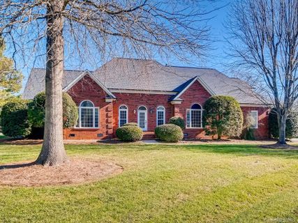 1077 Kite Court sold home in Heather Glen, Matthews, NC