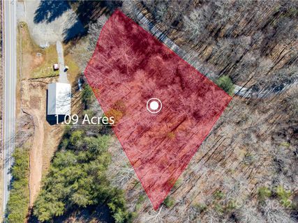 Lot 20 Morning Star Drive sold home in Morning Star Estates, Leicester, NC