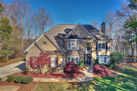 1224 Astoria Parkway